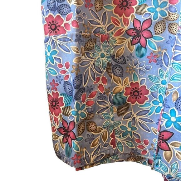 Scrub top size small - Picture 4 of 6